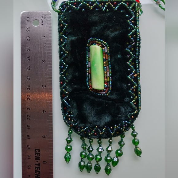 Vintage Silk Velvet Beaded Purse - Picture 6 of 9